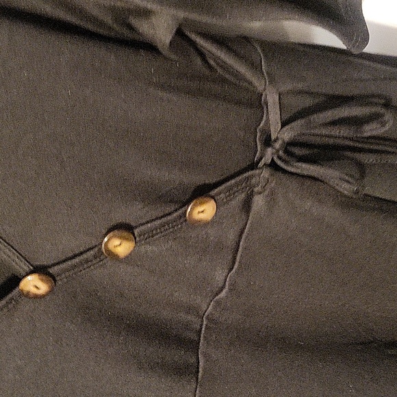 NWT Duetime Maternity Short Flutter Sleeve Nursing Friendly Top - Picture 5 of 10